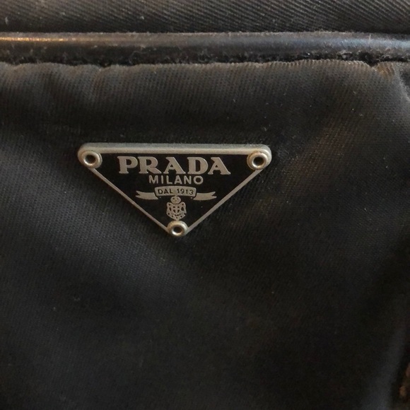 Prada handbag - Picture 2 of 6